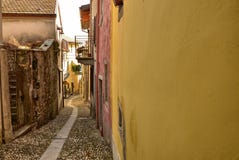 Mergozzo, Piemonte, Italië Maart 2019, oude stad royalty-vrije stock foto's Mergozzo, Piemonte, Italië Maart 2019, oude stad royalty-vrije stock foto's