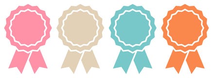Messo di retro grafico di quattro distintivi del premio illustrazione di stock Messo di retro grafico di quattro distintivi del premio illustrazione di stock