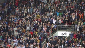 meta Los fans saludaron feliz a su equipo meta Los fans saludaron feliz a su equipo