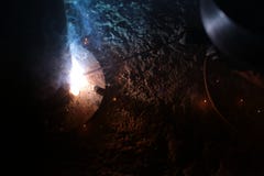 Metallo di saldatura dell'operaio Immagini Stock Libere da Diritti Metallo di saldatura dell'operaio Immagini Stock Libere da Diritti