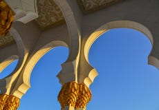 Mezquita magnífica de Abu Dhabi, UAE foto de archivo Mezquita magnífica de Abu Dhabi, UAE foto de archivo