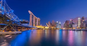 miasta półmroku Singapore linia horyzontu obrazy royalty free miasta półmroku Singapore linia horyzontu obrazy royalty free