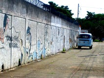 Microbus volkswagen de VW au Brésil Sao Paulo image libre de droits Microbus volkswagen de VW au Brésil Sao Paulo image libre de droits