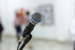 Microphone sur l'étape photographie stock Microphone sur l'étape photographie stock