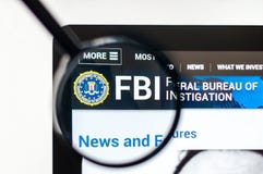 Mil?o, It?lia - 10 de agosto de 2017: Homepage do Web site do Fbi É a inteligência e o serviço de segurança domésticos do Estados fotografia de stock Mil?o, It?lia - 10 de agosto de 2017: Homepage do Web site do Fbi É a inteligência e o serviço de segurança domésticos do Estados fotografia de stock