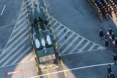 Militarna parada świętuje Rumunia święto państwowe zdjęcie stock Militarna parada świętuje Rumunia święto państwowe zdjęcie stock