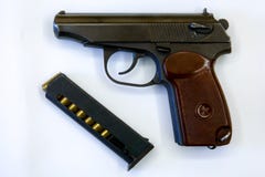 9-Millimeter selbstladende Pistole Makarow P.M. stockfotos 9-Millimeter selbstladende Pistole Makarow P.M. stockfotos