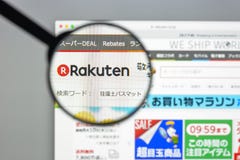 Milán, Italia - 10 de agosto de 2017: Homepage del sitio web de Rakuten Es foto de archivo Milán, Italia - 10 de agosto de 2017: Homepage del sitio web de Rakuten Es foto de archivo
