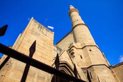Minarett der Selimiye-Moscheen-Kathedrale des Heiligen Sophia in Nord-Nikosia, Zypern Lizenzfreie Stockfotos Minarett der Selimiye-Moscheen-Kathedrale des Heiligen Sophia in Nord-Nikosia, Zypern Lizenzfreie Stockfotos
