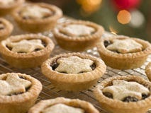 Mince Pies On A Cooling Rack Stock Photos Mince Pies On A Cooling Rack Stock Photos