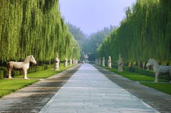 Ming Tombs royaltyfri bild Ming Tombs royaltyfri bild