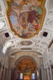 Miraklet av det 18th århundradet för kedjor Freskomålning San Pietro i den Vincoli kyrkan italy rome royaltyfri bild Miraklet av det 18th århundradet för kedjor Freskomålning San Pietro i den Vincoli kyrkan italy rome royaltyfri bild