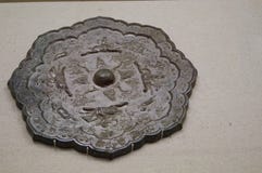 Miroir en bronze antique de la Chine Image libre de droits Miroir en bronze antique de la Chine Image libre de droits