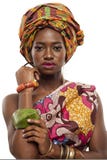 Modelo de moda africano hermoso en vestido tradicional. imagen de archivo Modelo de moda africano hermoso en vestido tradicional. imagen de archivo