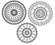 Modelos circulares en la forma de mandala para la alheña Mehndi stock de ilustración Modelos circulares en la forma de mandala para la alheña Mehndi stock de ilustración