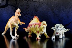 Modelos do brinquedo dos dinossauros fotografia de stock royalty free Modelos do brinquedo dos dinossauros fotografia de stock royalty free