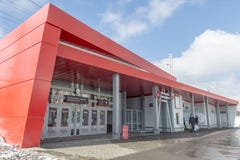 Moderna ryska järnvägstationer och passageraredrev royaltyfria bilder Moderna ryska järnvägstationer och passageraredrev royaltyfria bilder