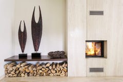 Moderne ruimte met open haard stock foto's Moderne ruimte met open haard stock foto's