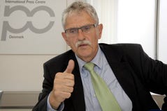 MOGENS LYKKETOFT_NEWLY GEWÄHLT PRÄSIDENTEN IN UNO lizenzfreie stockbilder MOGENS LYKKETOFT_NEWLY GEWÄHLT PRÄSIDENTEN IN UNO lizenzfreie stockbilder