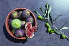 mogna figs olivgrön royaltyfri bild mogna figs olivgrön royaltyfri bild
