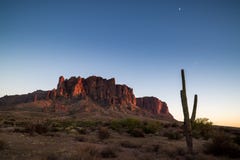 Montagnes de superstition en Arizona photographie stock Montagnes de superstition en Arizona photographie stock