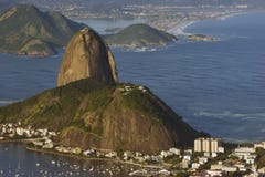 Montaña del pan de azúcar, Río de Janiero, el Brasil imagenes de archivo Montaña del pan de azúcar, Río de Janiero, el Brasil imagenes de archivo