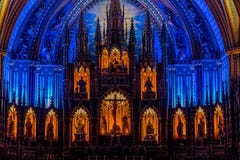 MONTREAL, QUEBEQUE, CANADÁ - 21 DE MAIO DE 2018: Interior da Basílica-catedral de Notre-Dame De Quebeque; Cidade de Quebec, Quebe fotografia de stock royalty free MONTREAL, QUEBEQUE, CANADÁ - 21 DE MAIO DE 2018: Interior da Basílica-catedral de Notre-Dame De Quebeque; Cidade de Quebec, Quebe fotografia de stock royalty free