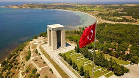 Monument de martyres d'anakkale de ‡ de à et péninsule de Gallipoli photographie stock Monument de martyres d'anakkale de ‡ de à et péninsule de Gallipoli photographie stock