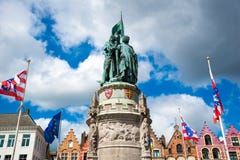 Monument To Jan Breydel And Pieter De Coninck In Bruges, Belgium Royalty Free Stock Photo Monument To Jan Breydel And Pieter De Coninck In Bruges, Belgium Royalty Free Stock Photo