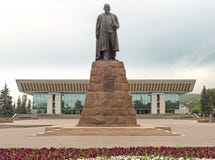 Monumento di Abay - di Almaty immagine stock libera da diritti Monumento di Abay - di Almaty immagine stock libera da diritti