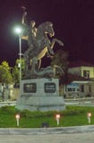 Monumento a San Giorgio in Pomorie, Bulgaria sulla notte di Pasqua Immagine Stock Monumento a San Giorgio in Pomorie, Bulgaria sulla notte di Pasqua Immagine Stock