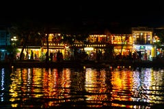 Mooi van het licht van decoratielantaarns in Nachtmarkt van Hoi An, Vietnam royalty-vrije stock foto Mooi van het licht van decoratielantaarns in Nachtmarkt van Hoi An, Vietnam royalty-vrije stock foto