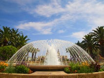 Mooie fontein voor het Grote Casino in Monte Carlo, Monaco stock foto Mooie fontein voor het Grote Casino in Monte Carlo, Monaco stock foto