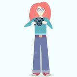 Mooie meisjesfotograaf die zich met haar camera bevinden royalty-vrije illustratie Mooie meisjesfotograaf die zich met haar camera bevinden royalty-vrije illustratie