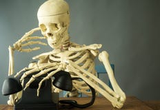 Morte Che Fa Una Chiamata Di Telefono Immagine Stock Immagine Di Creepy Comporre 26609339