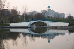 MOSCA RUSSIA Parco del villaggio olimpico fotografia stock libera da diritti MOSCA RUSSIA Parco del villaggio olimpico fotografia stock libera da diritti
