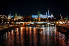 Moskou het Kremlin bij nacht stock afbeelding Moskou het Kremlin bij nacht stock afbeelding