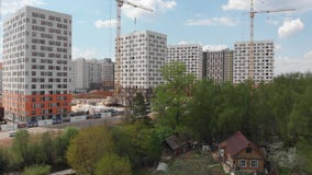 Moskwa Rosja, Maj, - 7 2019 Budynek mieszkalny buduj?cy PIK jest wielkimi firmami budowlanymi w Rosja zdjęcie wideo Moskwa Rosja, Maj, - 7 2019 Budynek mieszkalny buduj?cy PIK jest wielkimi firmami budowlanymi w Rosja zdjęcie wideo