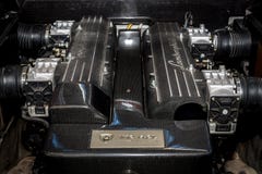Moteur V12 de supercar Lamborghini Murcielago, 2004 image libre de droits Moteur V12 de supercar Lamborghini Murcielago, 2004 image libre de droits