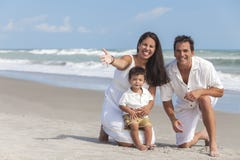 Mother, Father & Boy Child Family Having Fun At Beach Royalty Free Stock Images Mother, Father & Boy Child Family Having Fun At Beach Royalty Free Stock Images
