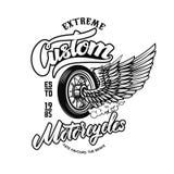 Motos faites sur commande Calibre d'emblème avec la roue à ailes Concevez l'élément pour le logo, label, signe, affiche, T-shirt illustration libre de droits Motos faites sur commande Calibre d'emblème avec la roue à ailes Concevez l'élément pour le logo, label, signe, affiche, T-shirt illustration libre de droits