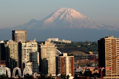 Mount Rainier And Seattle Stock Photography Mount Rainier And Seattle Stock Photography