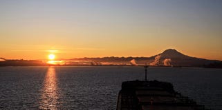 Mount Rainier Over Tacoma, Washington, USA.Views Of The Volcano From The Side Of Commensement Bay. October, 2019. Royalty Free Stock Photography Mount Rainier Over Tacoma, Washington, USA.Views Of The Volcano From The Side Of Commensement Bay. October, 2019. Royalty Free Stock Photography