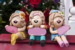 muñecas de ceramica embarazadas