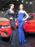 Muchacha-modelos del salón del automóvil internacional 2018 de Moscú fotografía de archivo libre de regalías Muchacha-modelos del salón del automóvil internacional 2018 de Moscú fotografía de archivo libre de regalías