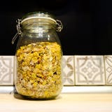Muesli met noten en droge vruchten in een glaskruik stock foto's Muesli met noten en droge vruchten in een glaskruik stock foto's