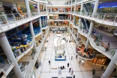 Multilevel shopping mall