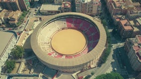 MURCIA, SPANJE - SEPTEMBER 24, 2018 Satellietbeeld van de arena van Murcia binnen cityscape stock videobeelden MURCIA, SPANJE - SEPTEMBER 24, 2018 Satellietbeeld van de arena van Murcia binnen cityscape stock videobeelden