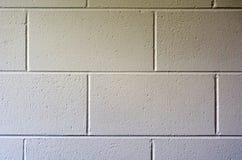 Muro di mattoni bianco moderno. immagini stock libere da diritti Muro di mattoni bianco moderno. immagini stock libere da diritti