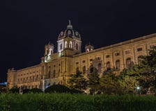 Museo di Naturhistorisches a Vienna alla notte fotografia stock Museo di Naturhistorisches a Vienna alla notte fotografia stock